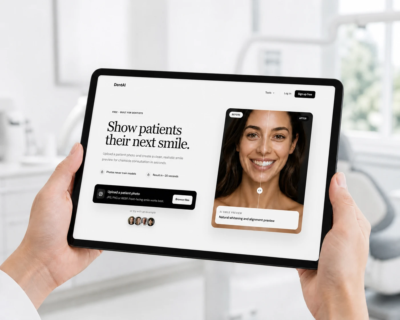 Deux mains tiennent une tablette affichant la landing page originale de DentAI.